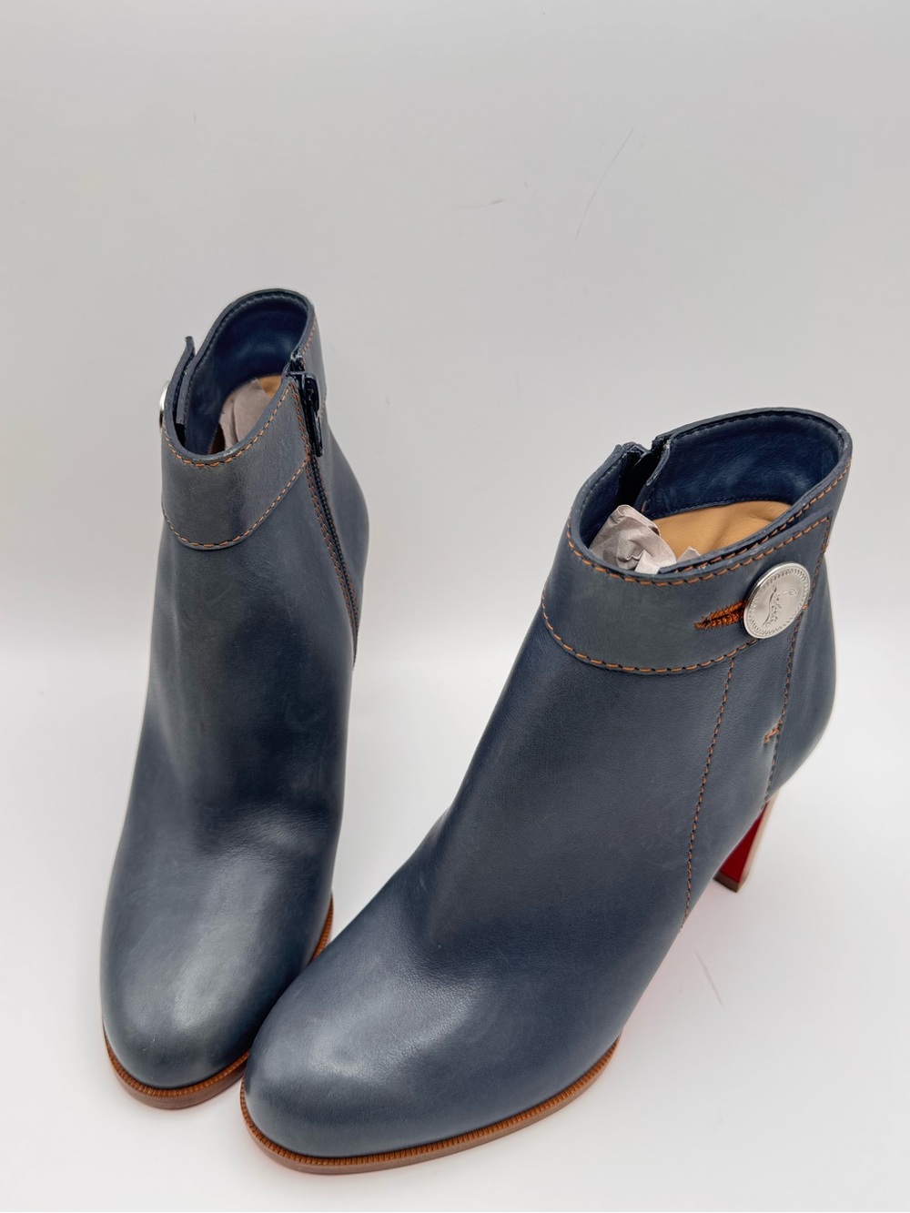 Christian Louboutin Janis Button Gray Leather Ankle Boots Red Sole size 37 calf - Picture 2 of 10